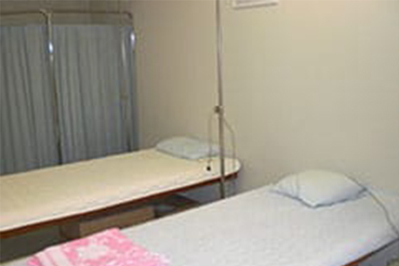 医療法人社団 山路会 山野上内科クリニック　点滴室